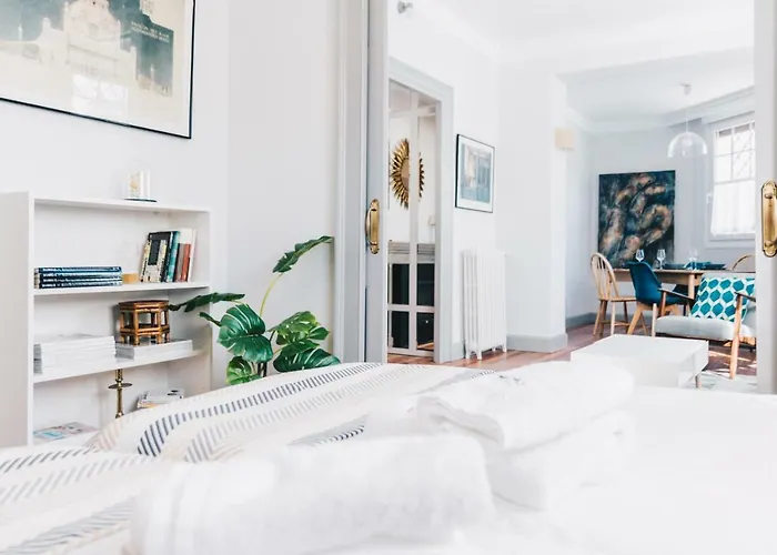 Gran Via By People شقة